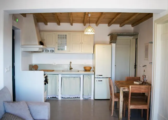 Traditional In Chora #4 كيثنوس