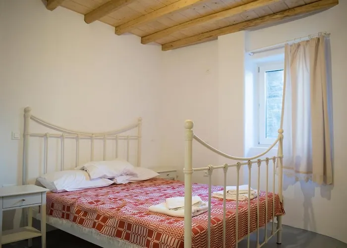 بيت للعطل Traditional In Chora #4 *